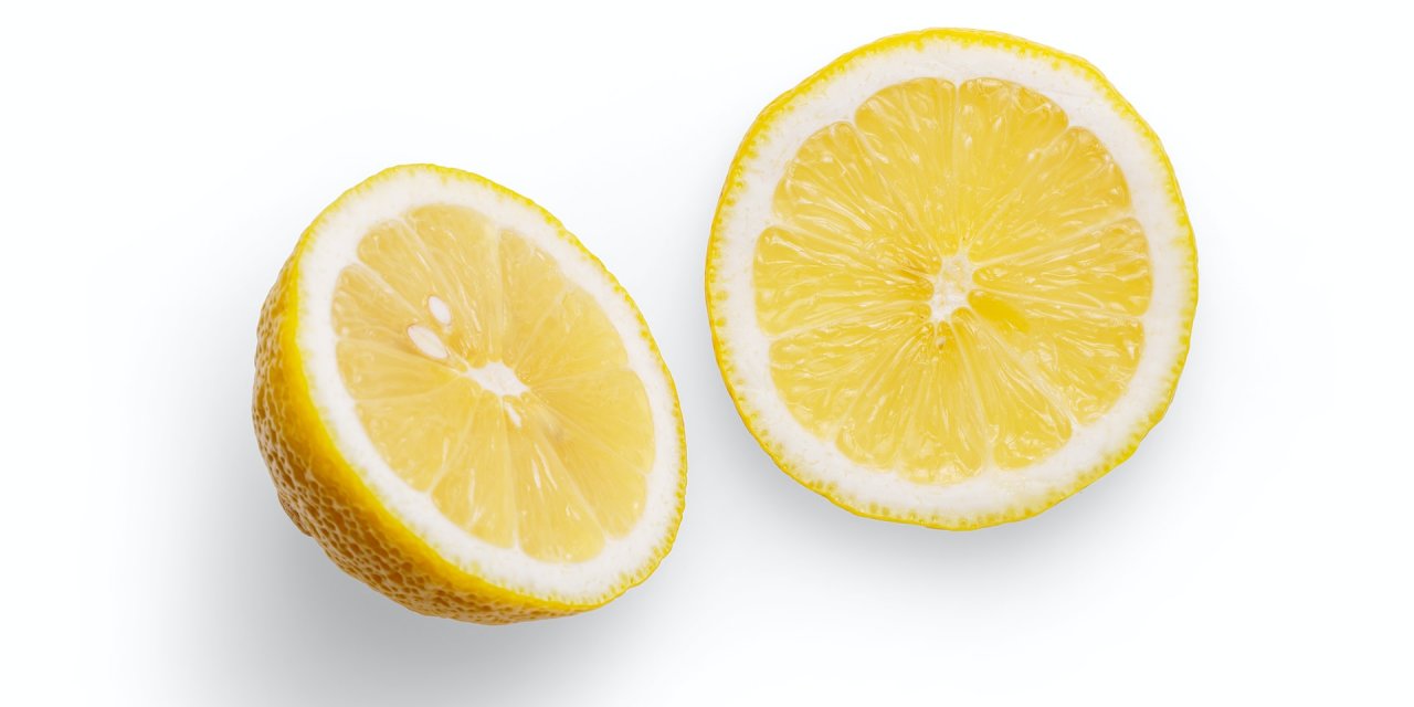 Bulaşık makinesini çalıştırırken içine limon kabuğu koymanın şaşırtıcı etkisi! Deneyin işe yarıyor