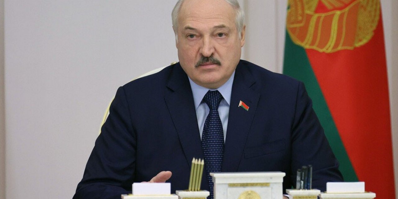 Lukaşenko, Polonya'yı Ukrayna'nın Batısını Ele Geçirmekle Suçladı