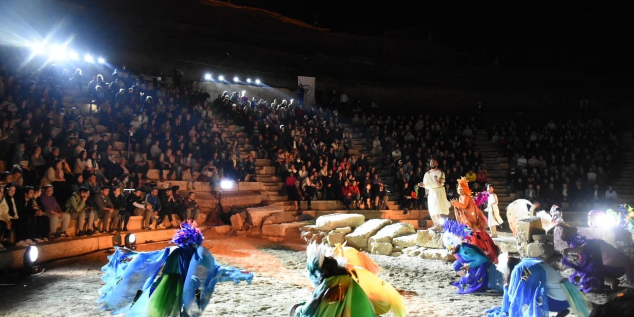 Karadeniz'in Efes'inde 2 Bin Yıl Sonra İlk Tiyatro Oyunu