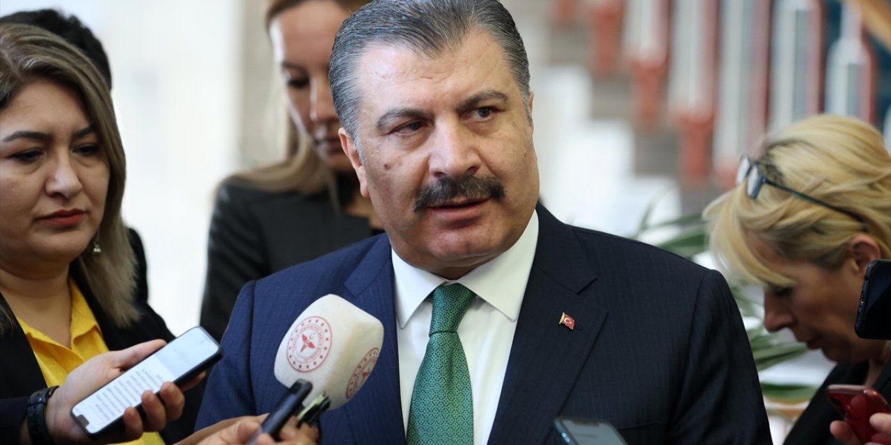 Sağlık Bakanı Koca'dan Maymun Çiçeği Virüsüne İlişkin 'Gereksiz Bir Tedirginlik Oluşturulmamalı'