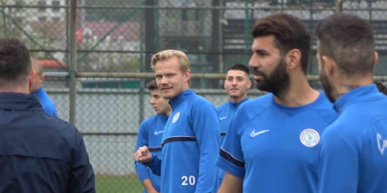 Çaykur Rizespor’da 4 Oyuncu Gitti, 8 Oyuncu Gidici