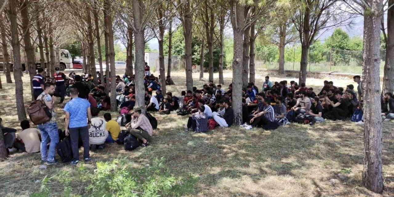 Muğla’da 237 Göçmenin Yakalandığı Operasyonda 3 Tutuklama
