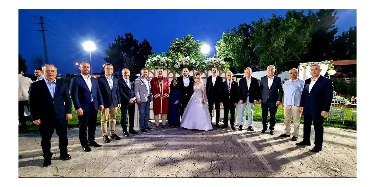 Başkan Işıksu Nikahı Kıydı, Bakan Yardımcısı Duran Nikah Şahidi Oldu