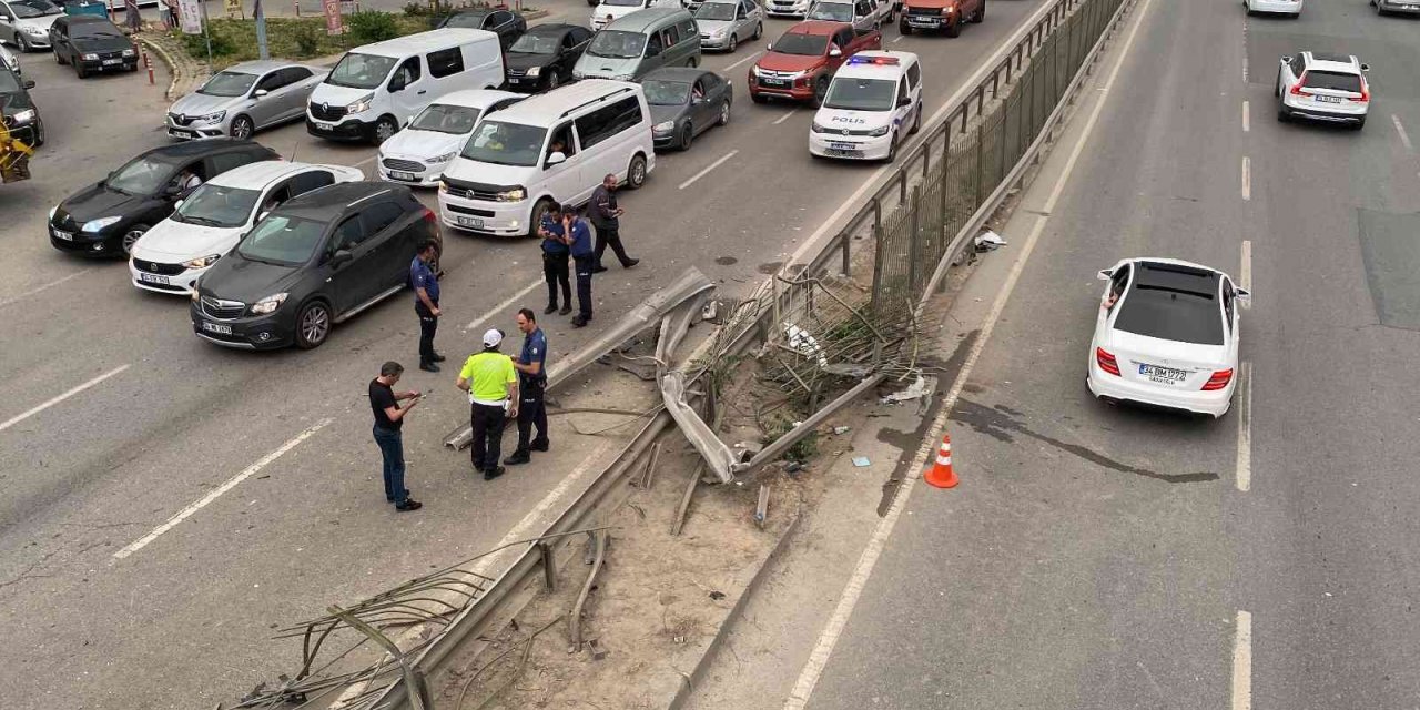 Çekmeköy Şile Otoyolunda Kaza: 1’i Ağır 3 Yaralı
