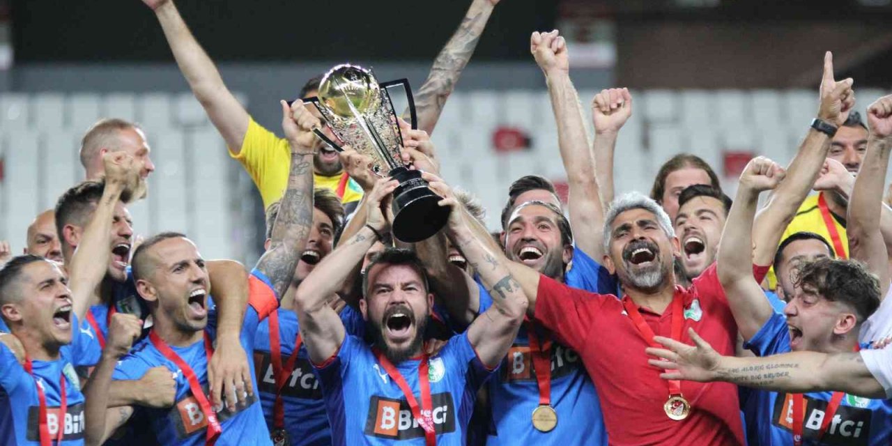 Bodrumspor, Şampiyonluk Kupasını Aldı