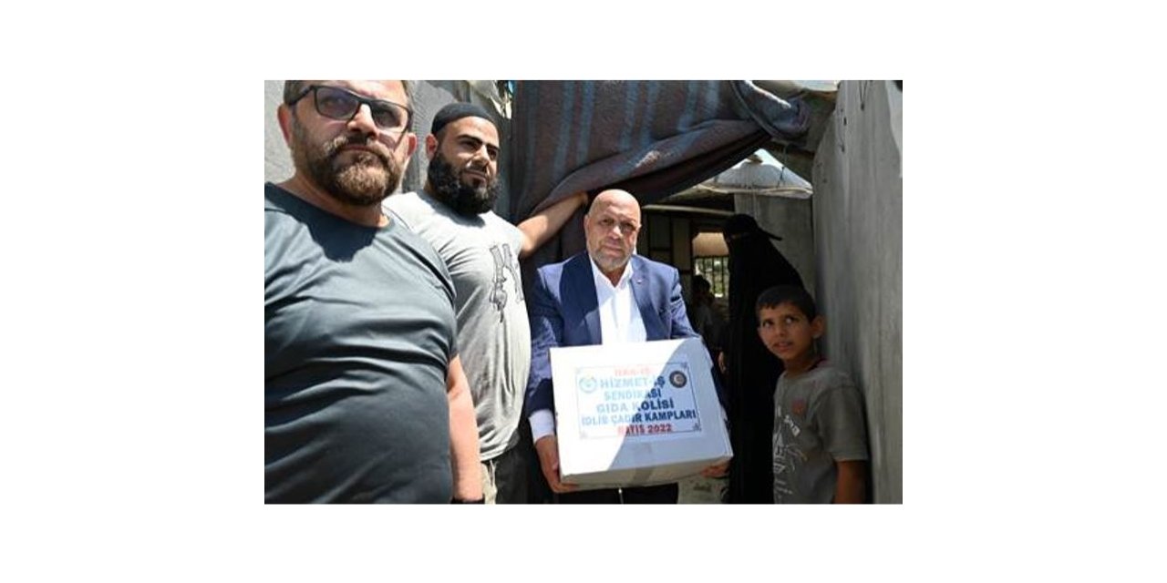 İdlib’te Yetim Öğrenciler Sevindirildi