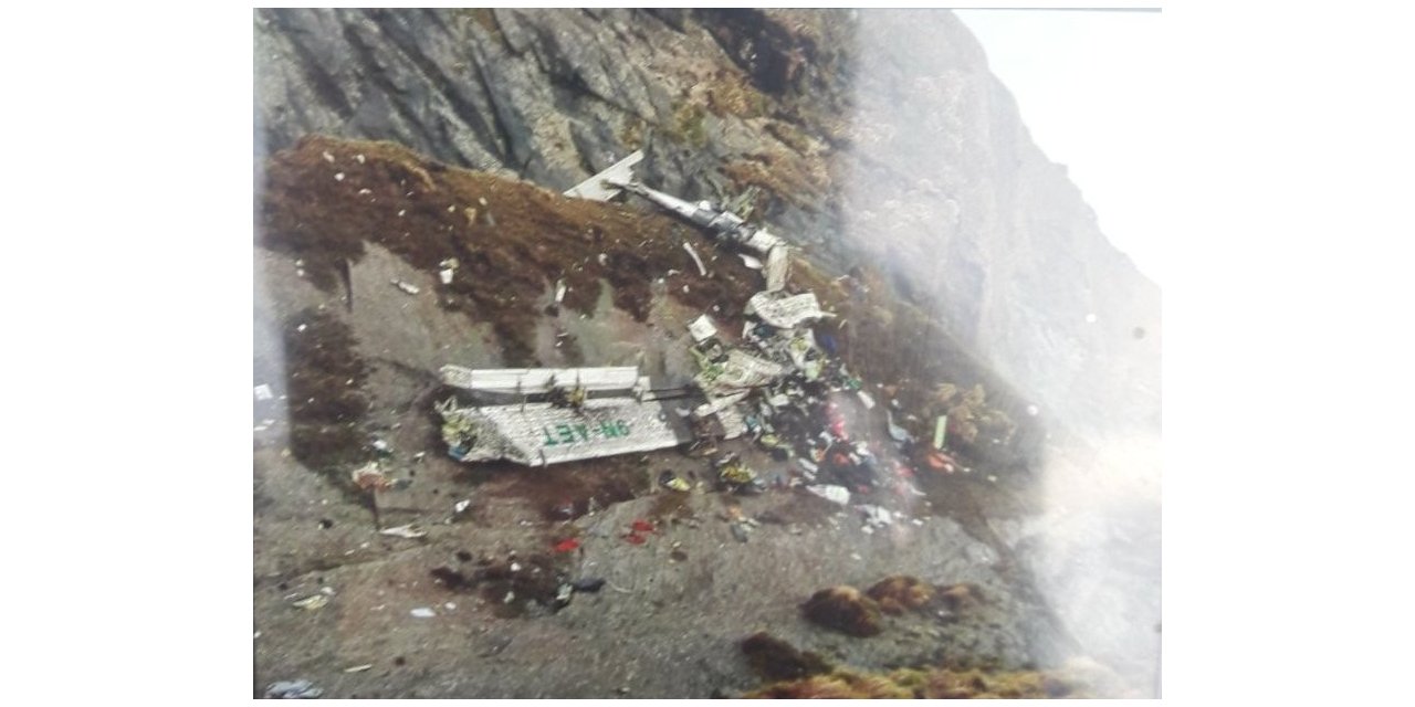 Nepal’de Kaybolan Uçağın Enkazı Bulundu