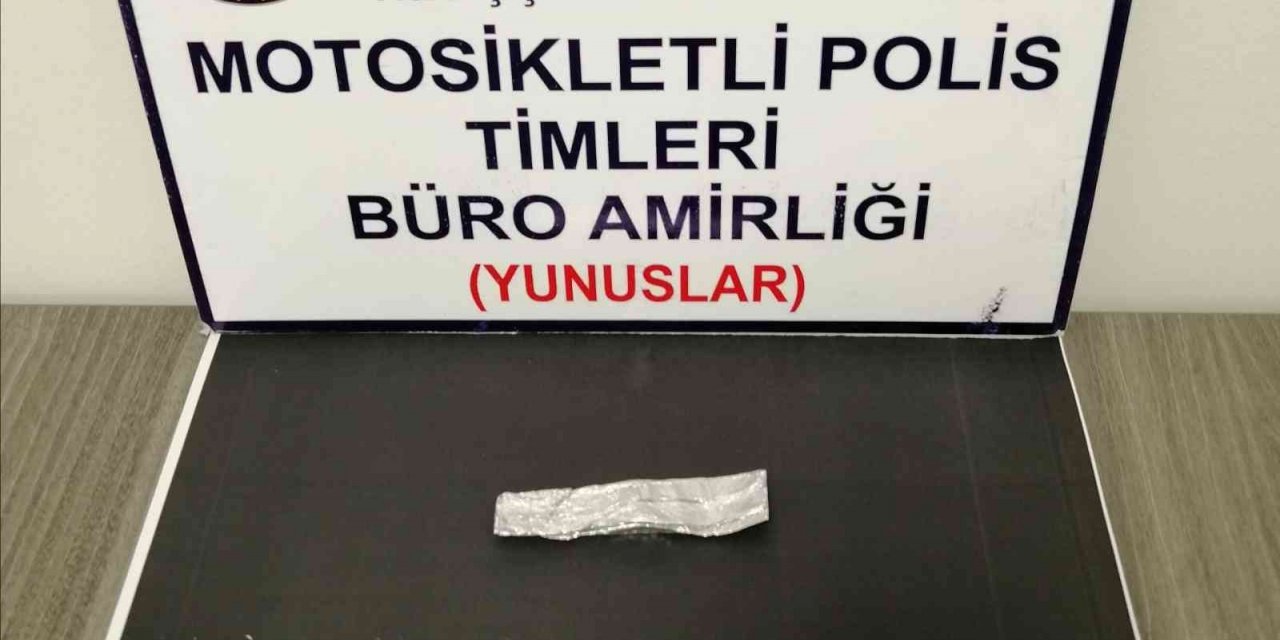 Kütahya’da Şüpheli Şahsın Üzerinde Uyuşturucu Bulundu