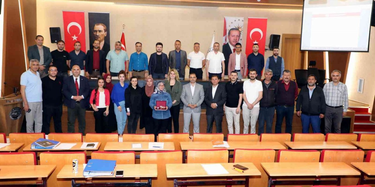 "kaliteli Hizmet, Kaliteli Personelle Verilir"