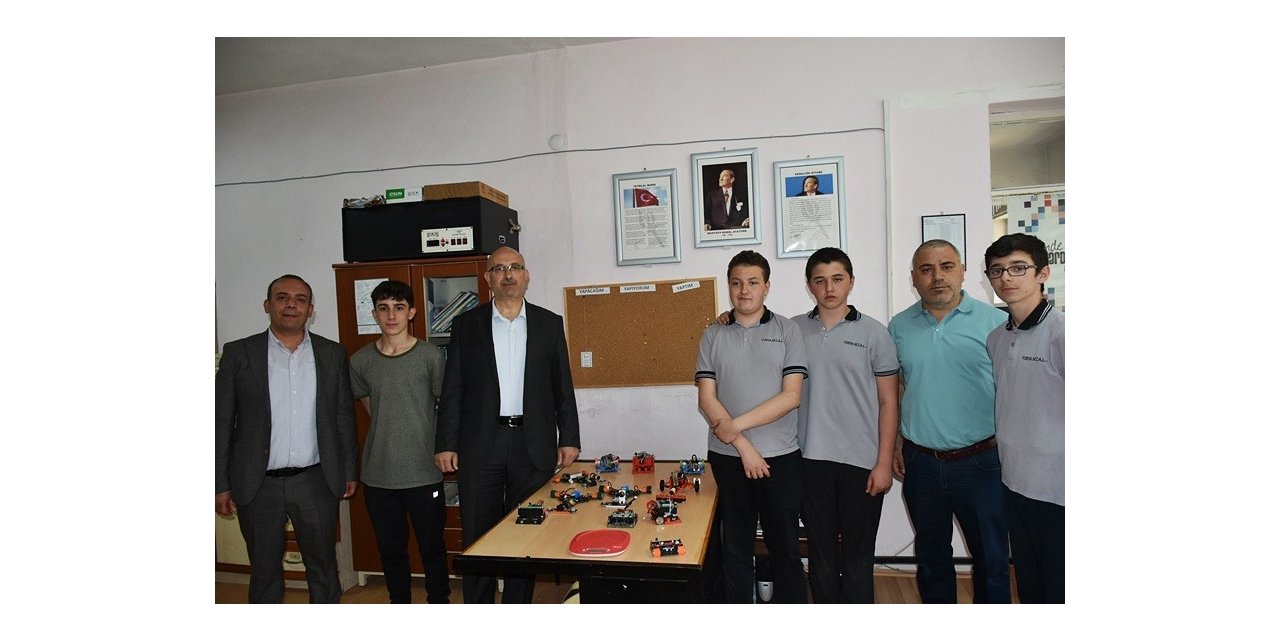 Tosya Mesleki Ve Teknik Anadolu Lisesi ’robot Yarışması’na İddialı Gidiyor