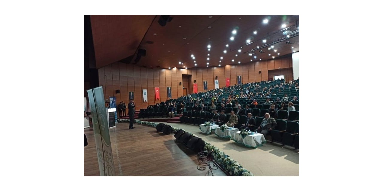 Kars’ta Uyuşturucuyla Mücadele Semineri
