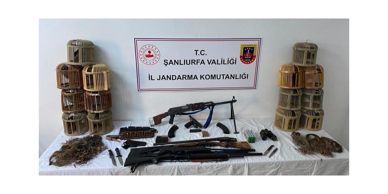 Sınırdan Geçirilen Uzun Namlulu Silah Ve Tabanca Ele Geçirildi