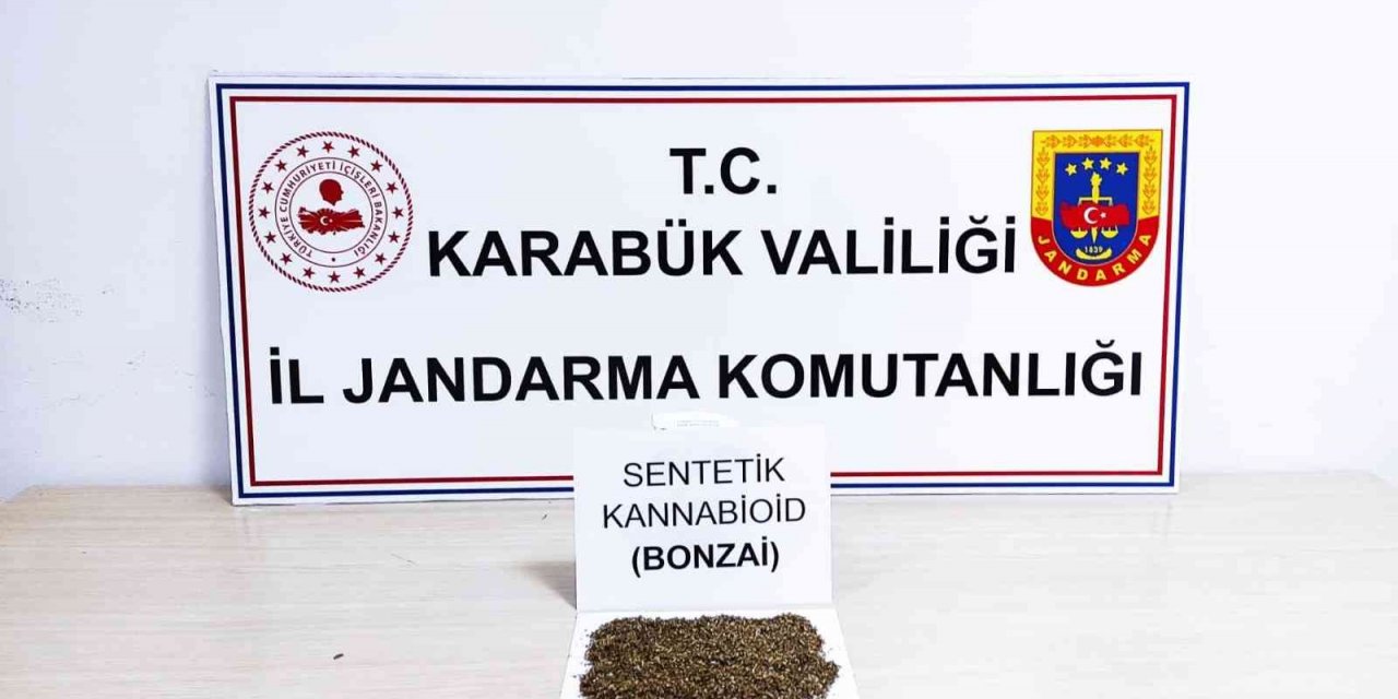Şüpheli Şahsın Üzerinden Uyuşturucu Madde Çıktı