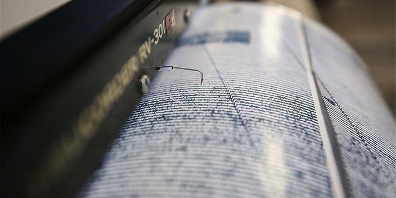 Manisa'da deprem! Depremle ilgili ilk açıklama geldi