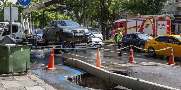 Sular Altında Kalan Başkentte Ortaya Çıkan Manzara Korkuttu, Yollar Çökmüş...