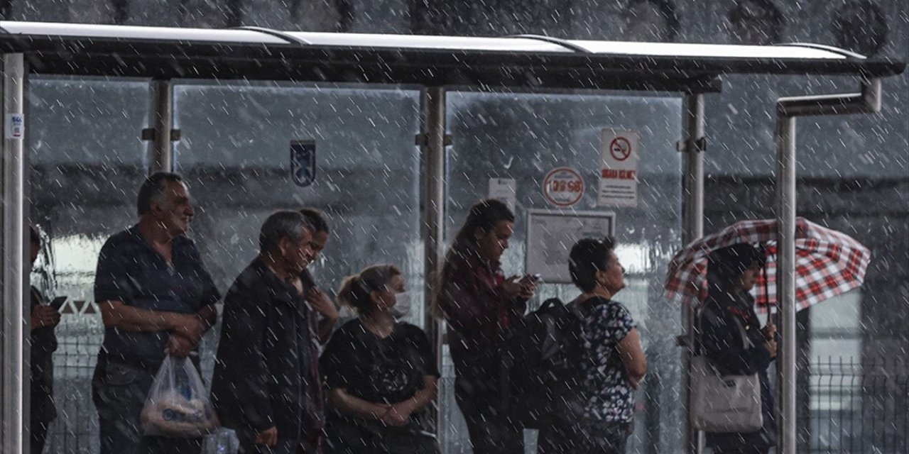 Ankara Valiliği Şiddetli Yağışa Karşı Vatandaşları Uyardı