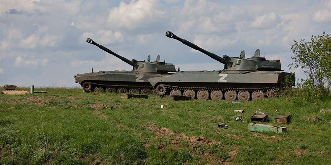 Rusya, İşgal Ettiği Ukrayna Toraklarını 'Kurtarılmış' Olarak Tanımlıyor