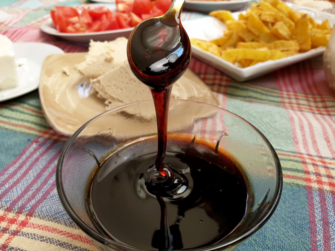 Pekmeze limon sıkılıp aç karnına tüketilirse vücutta ne oluyor? Limon ve Pekmezin süper etkisi
