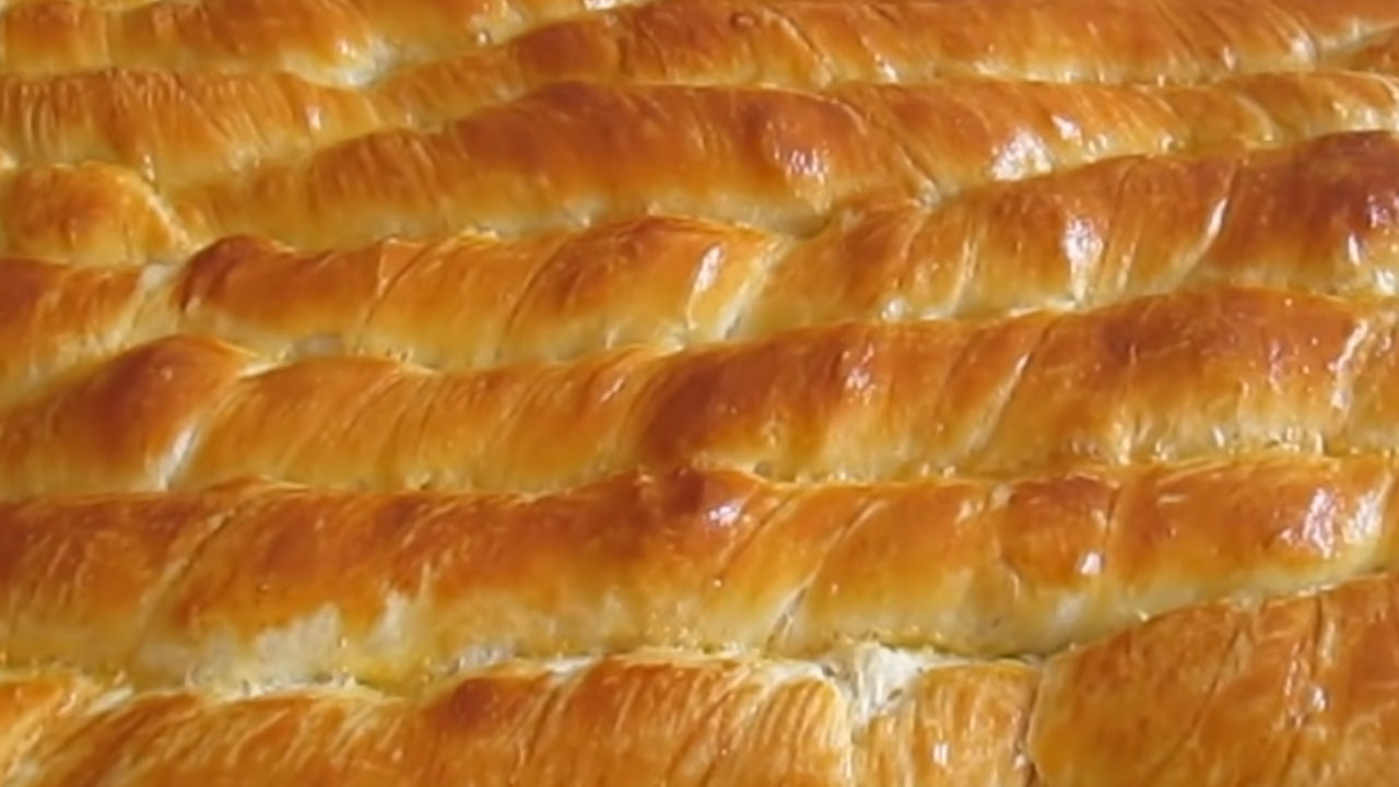 Yapıldığında Çıtır çıtır olan ama asla kurumayan böreklerin püf noktaları