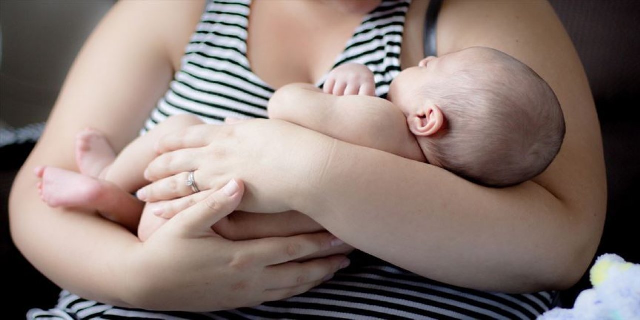 Dr. Özlem Türkoğlu Anne Sütü Ve Emzirmenin Faydalarını Açıkladı