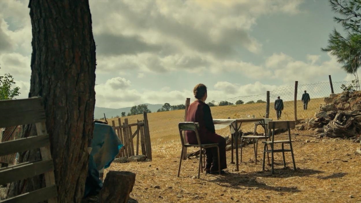 Semih Kaplanoğlu'nun ödüllü filmi 'bağlılık Hasan' Fransa'da Vizyona Girdi
