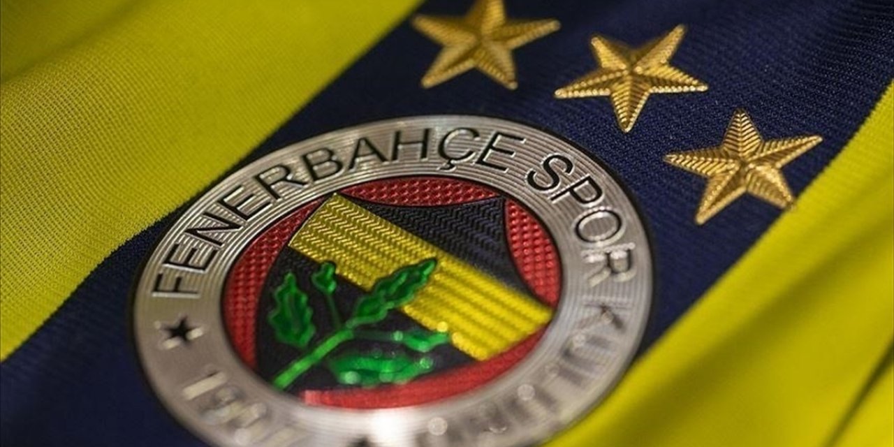 Uefa'dan Fenerbahçe'ye Para Ve Kısmi Seyircisiz Oynama Cezası