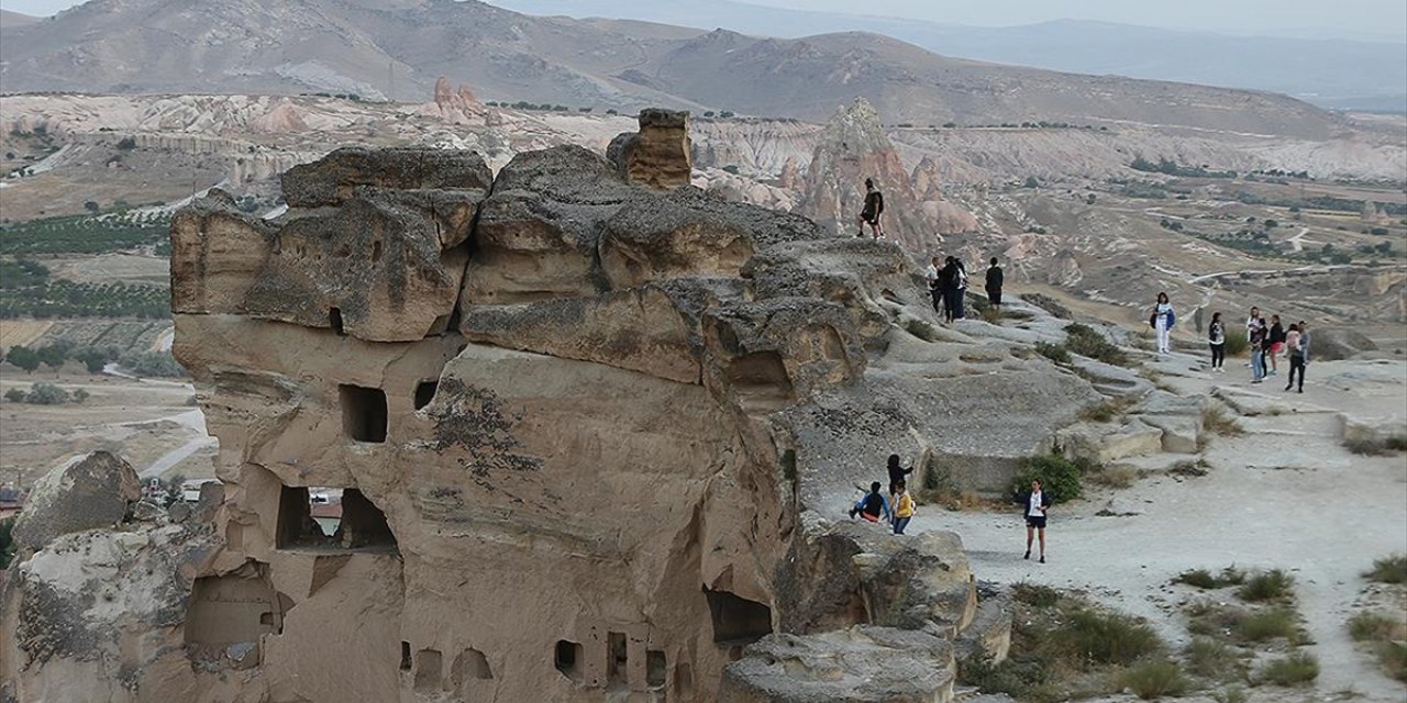 Kapadokya'daki Müze Ve Ören Yerlerini 7 Ayda 1 Milyon 892 Bin Turist Gezdi