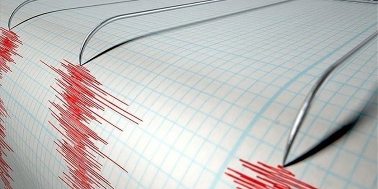 Mersin 3.7 büyüklüğünde depremle sallandı