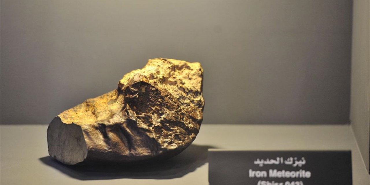 Umman'ın 'kültürel Ve Bilimsel Mirası' Gök Taşları Zufar Kentinde Sergileniyor