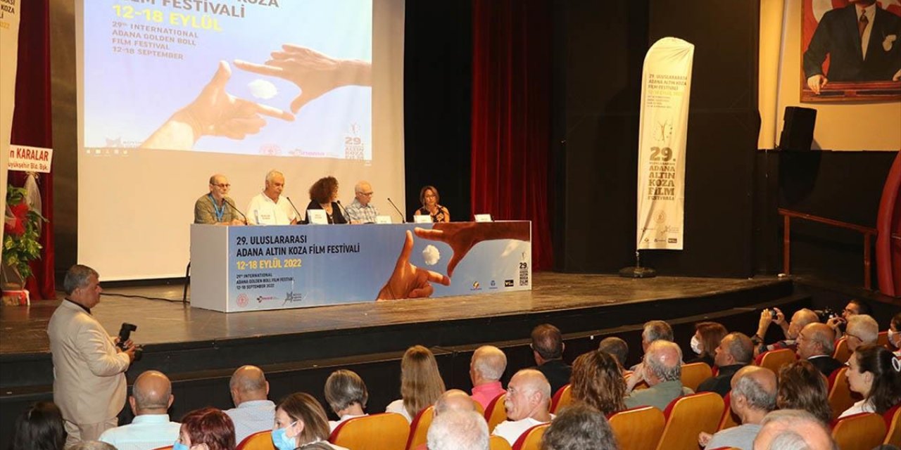 "altın Koza"da Fatma Girik Ve Cüneyt Arkın Konuşuldu