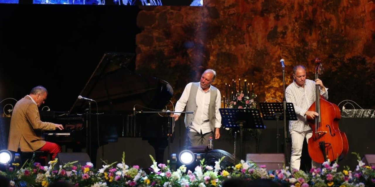 17. Alanya Uluslararası Caz Günleri Başladı