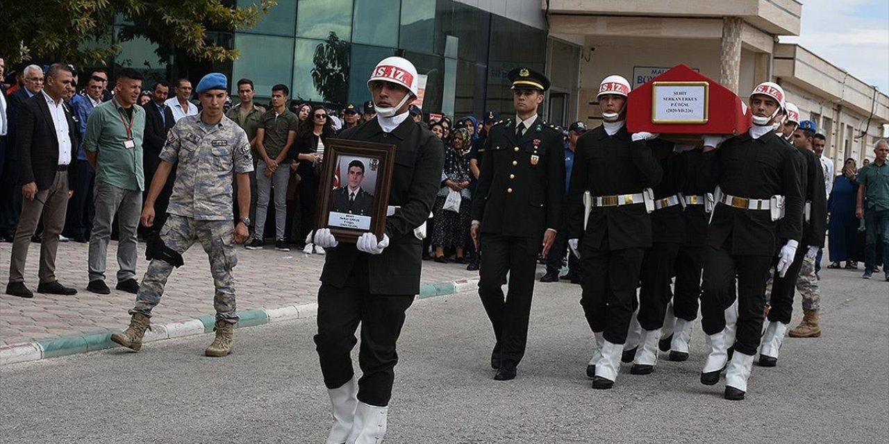 Şehit Piyade Üsteğmen Erkuş Memleketi Malatya'da Son Yolculuğuna Uğurlandı