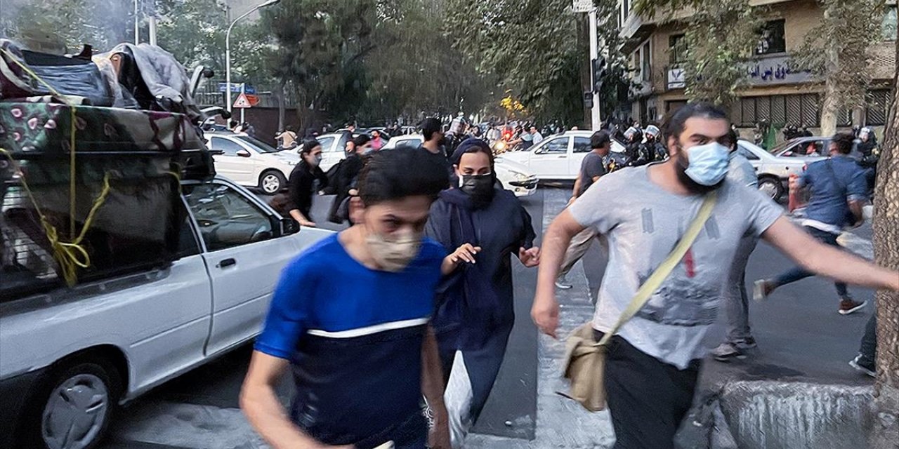 İran'da Onlarca Kente Yayılan Gösterilerde 10 Günün Ardından En Az 41 Kişi Öldü