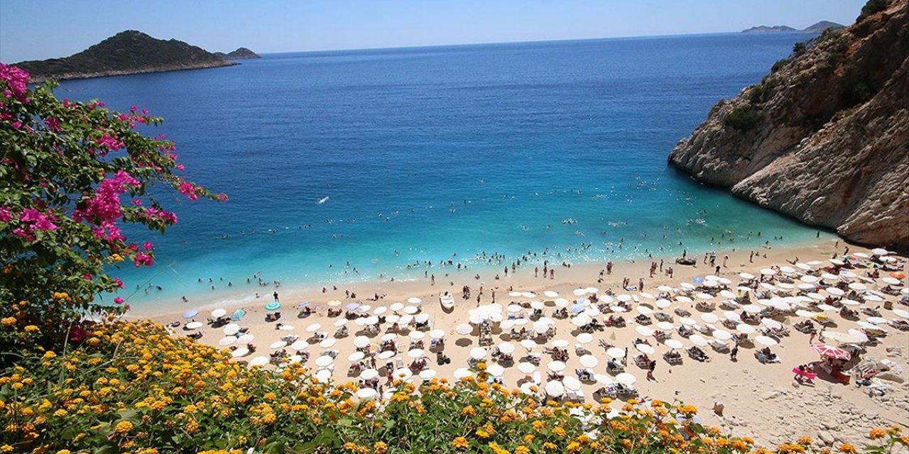Antalya'ya Gelen Turist Sayısı 10 Milyon 788 Bini Aştı
