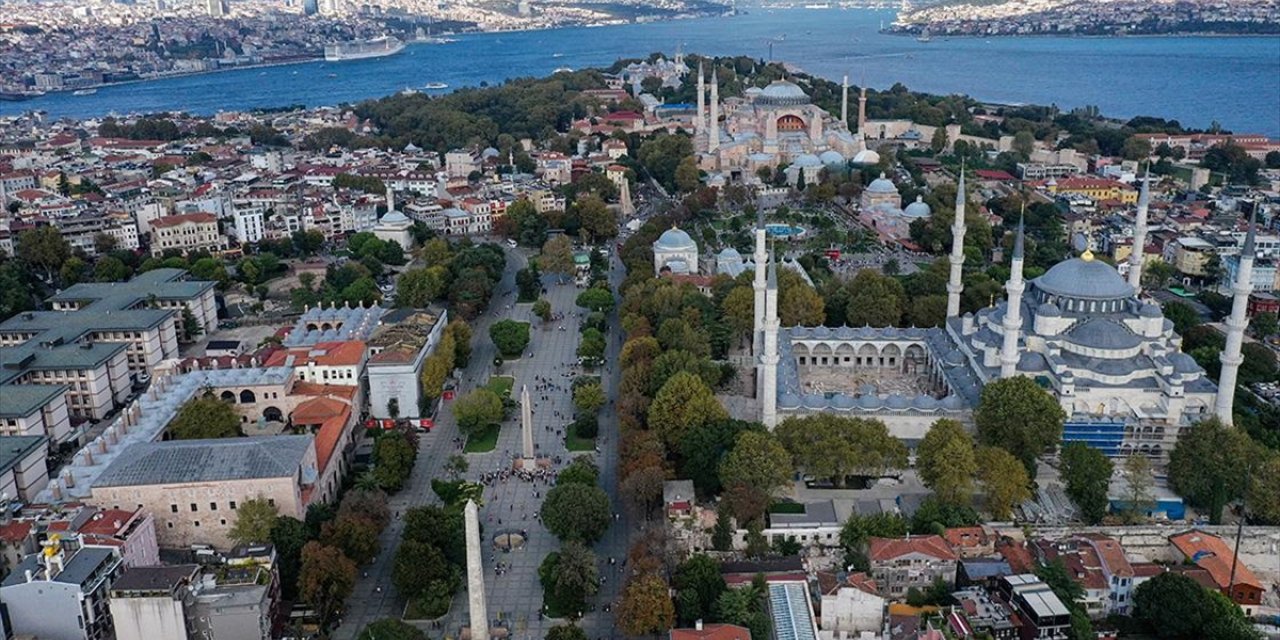 "antik Roma Hipodromu Projesi'nin Teklif Edilmesi Politik Bir Tartışma Çıkarmaktır"