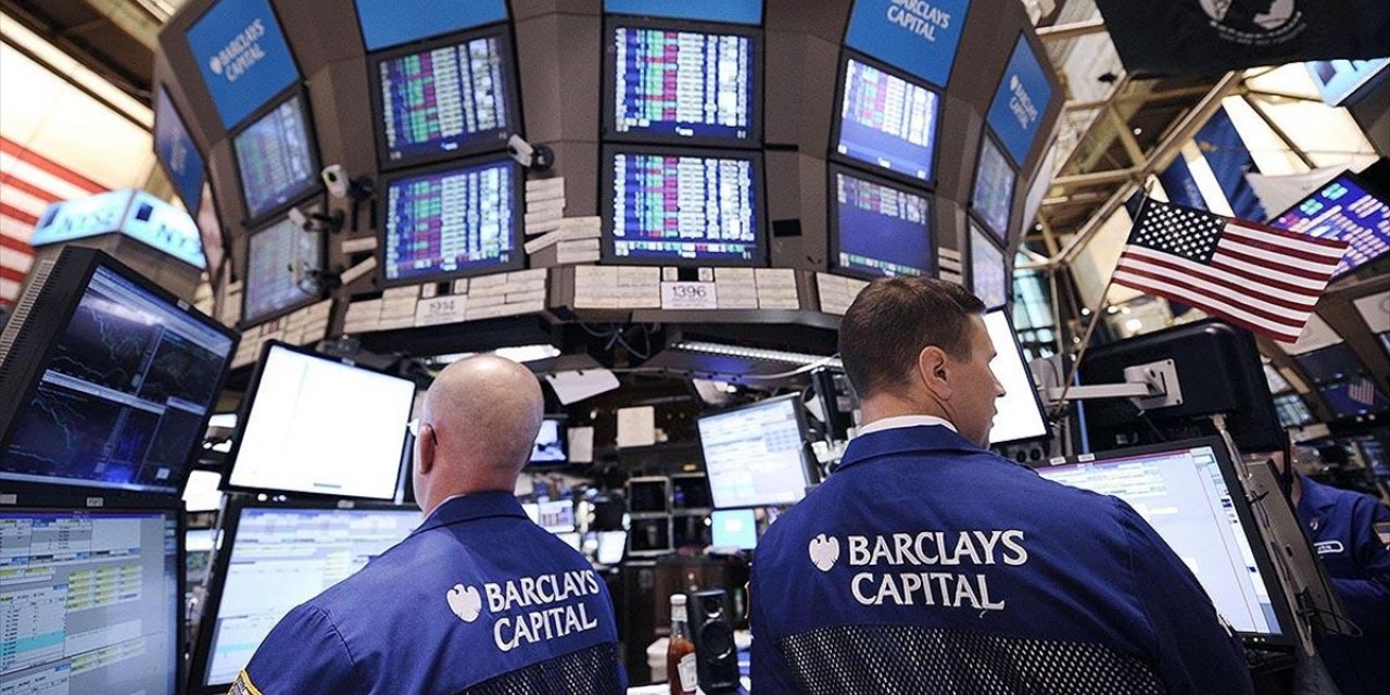 New York Borsası Düşüşle Açıldı