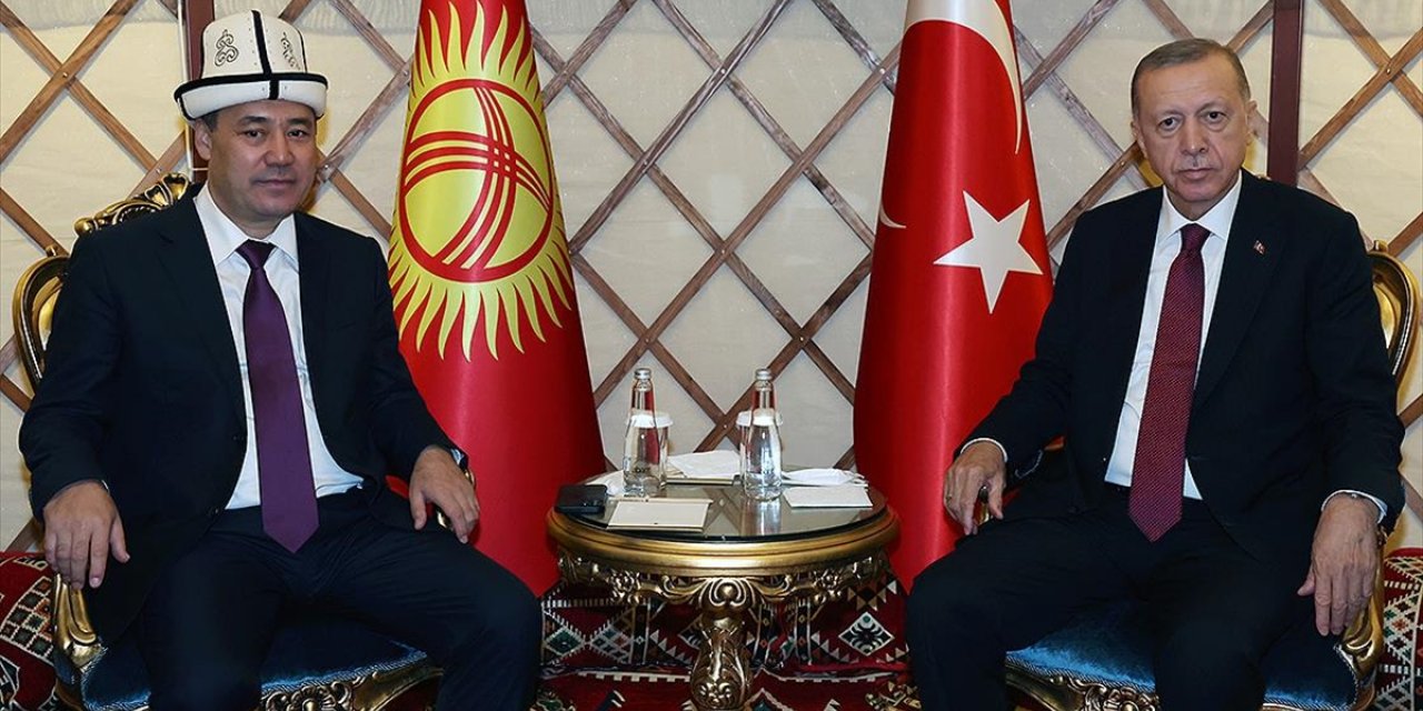 Cumhurbaşkanı Erdoğan, Kırgız Ve Kktc'li Mevkidaşlarıyla Görüştü
