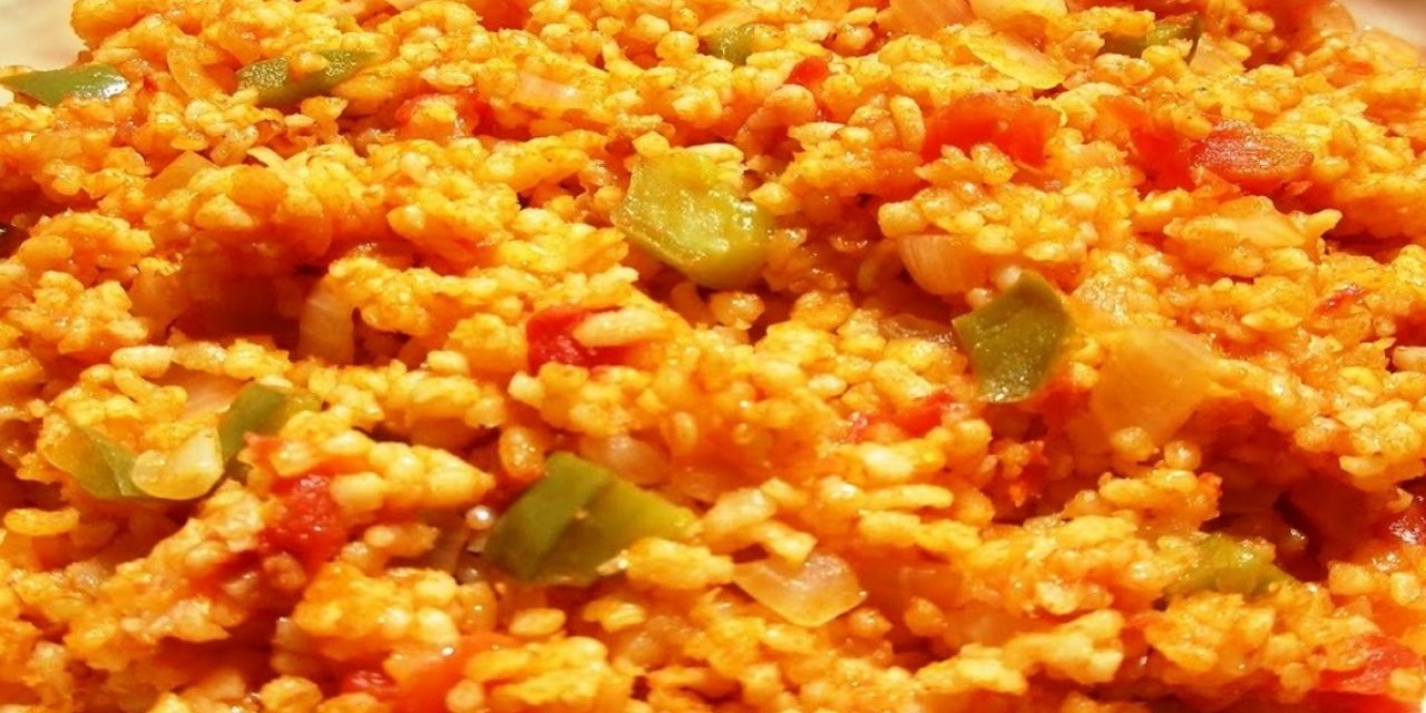 Bulgur pilavı yaparken lezzetini daha fazla artıran yöntem! Usta aşçıların keşfettiği sırla