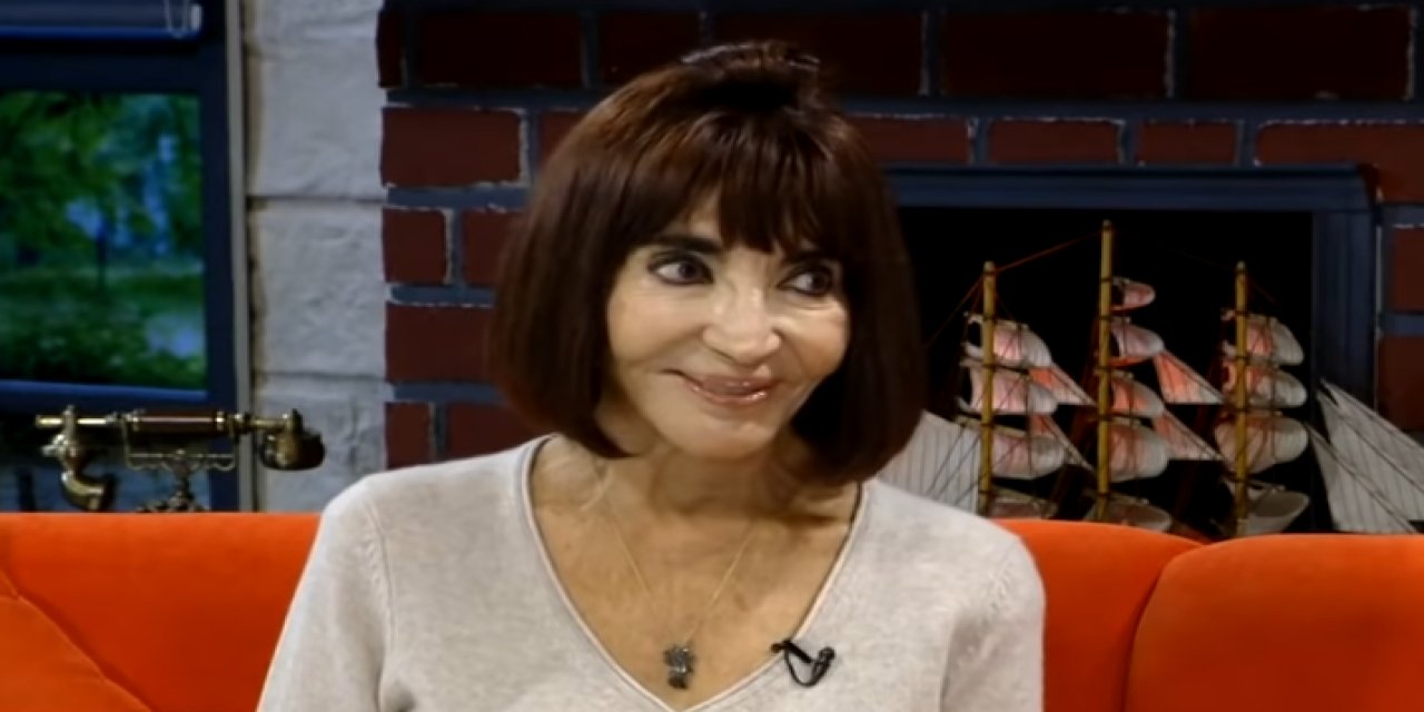 Gülriz Sururi’nin portresi Londra’da 1 milyon 215 bin pounda satıldı