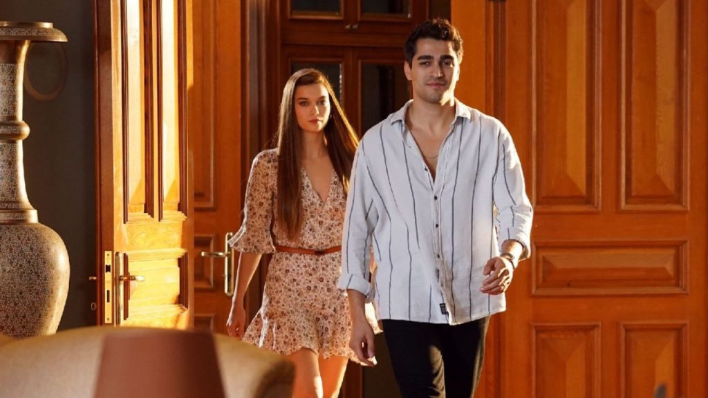 Star TV'nin Yalı Çapkını dizisi dünyaya açılıyor