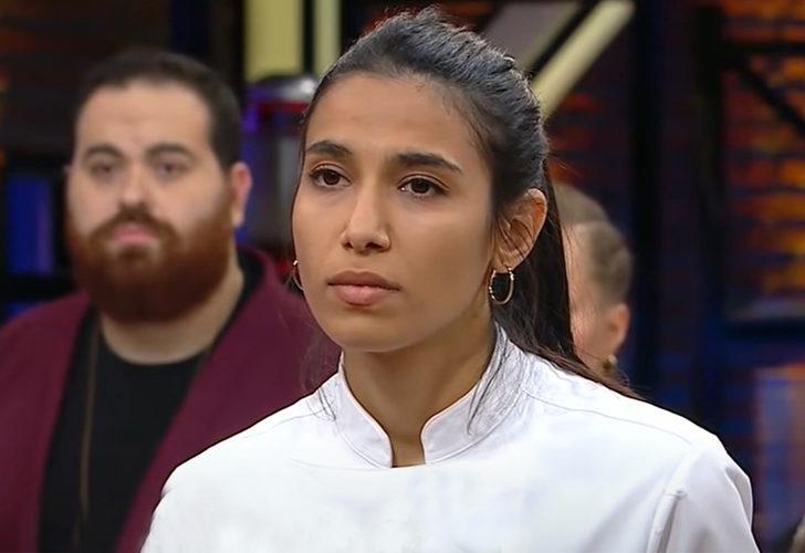 MasterChef şampiyonu olan Cemre Uyanık ev kiralarına isyan etti! 'Komple maaşı istiyorlar'