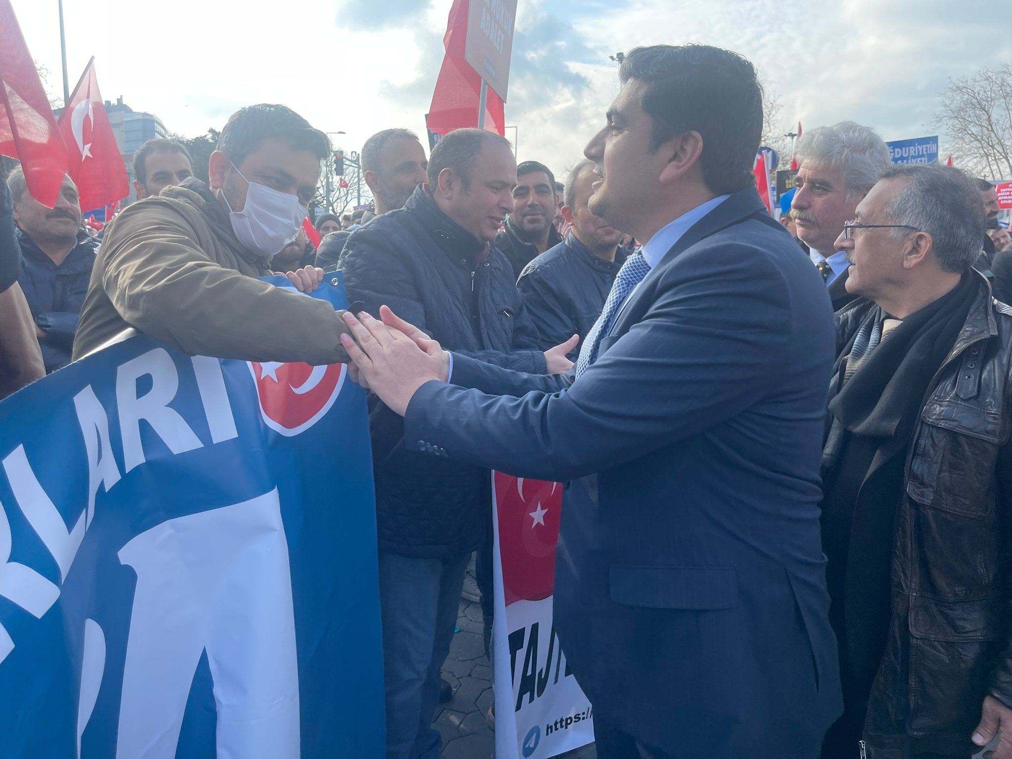 TDP’Lİ AKGÜN: EMEKÇİLERİ ARTIK GÖRMEZDEN GELMEYİN