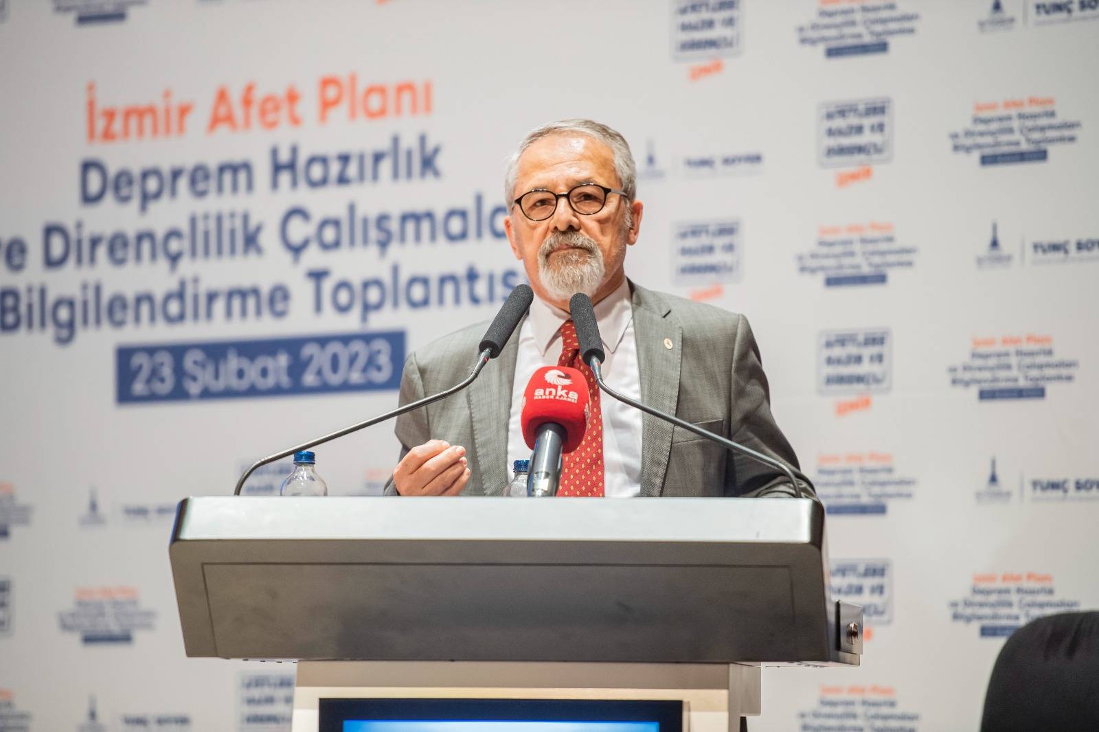 Prof. Dr. Naci Görür’den ‘İzmir İçin Türkiye’ye Örnek Olacak Kent’ Vurgusu!