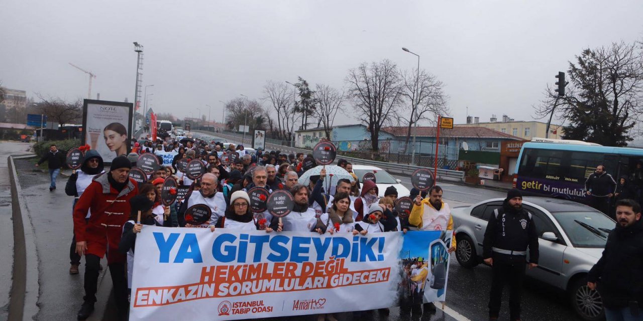 İstanbul Tabip Odası'ndan dikkat çeken yürüyüş! ‘Sessiz Yürüyüş ve Hekim Tedirginliği’ vurgusu