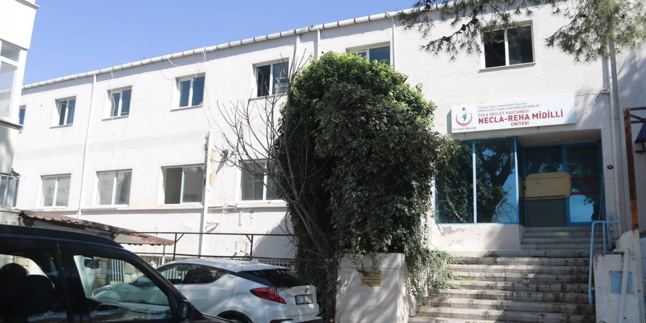 İyi Parti’den ‘Foça Eski Devlet Hastanesini Sattırmayacağız’ Resti
