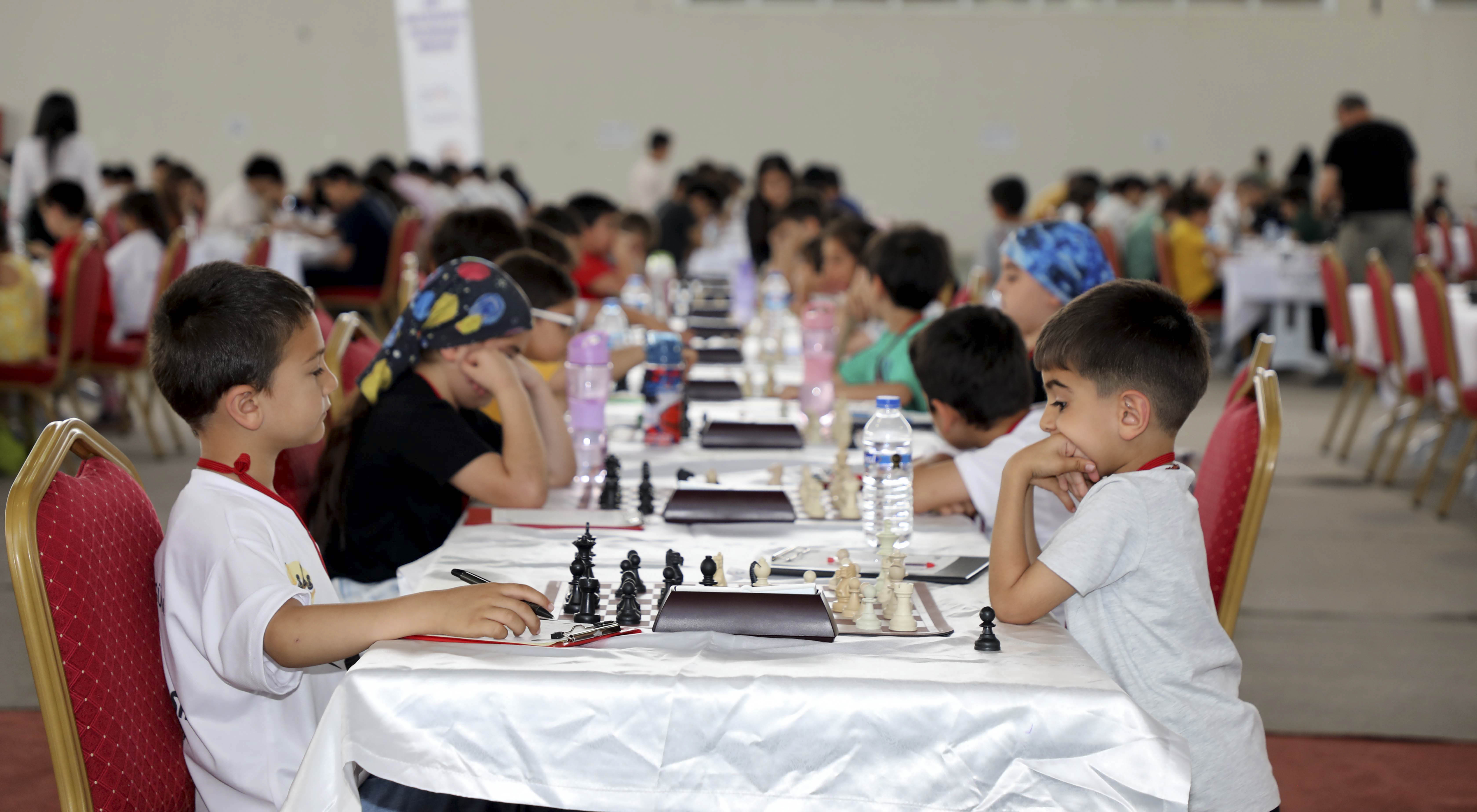 Adana Büyükşehir destekli turnuvada 15 ilden 400 sporcu iki gün boyunca mücadele etti
