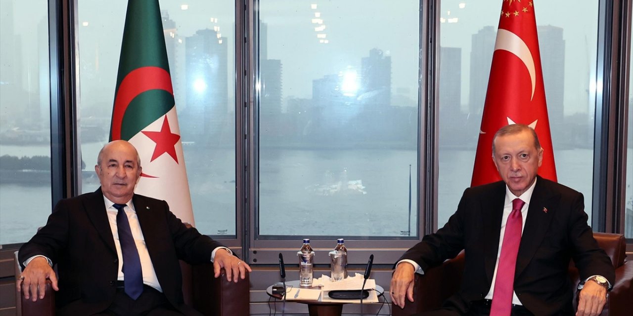 İletişim Başkanlığından, Cumhurbaşkanı Erdoğan'ın Cezayir Cumhurbaşkanı Tebbun'la Görüşmesine İlişkin Açıklama
