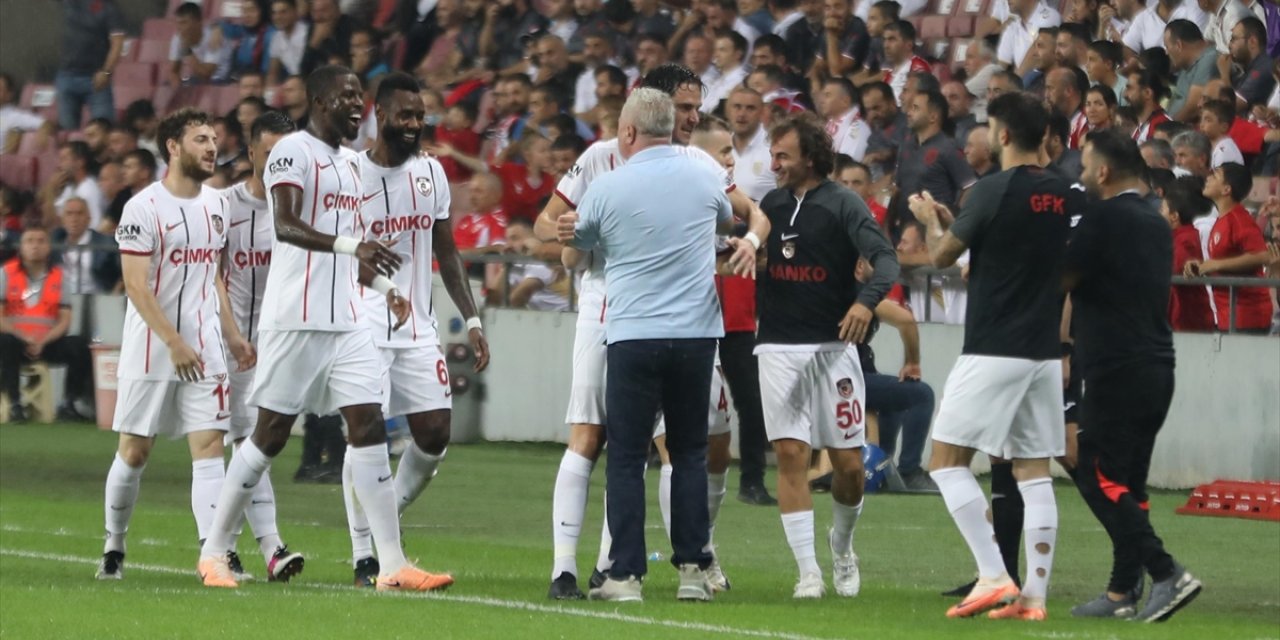 Gaziantep Fk Deplasmanda Galip