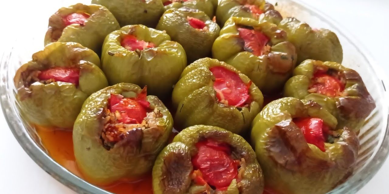 Biber dolmasını bir kez böyle deneyin, bundan sonra hep böyle pişirmek istersiniz