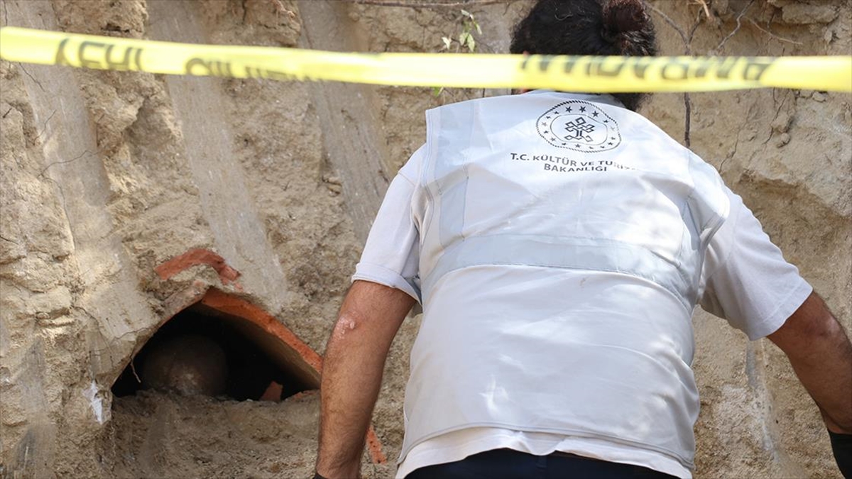 Yalova'da Roma Dönemi'nden kalma heykel dikkat çekiyor